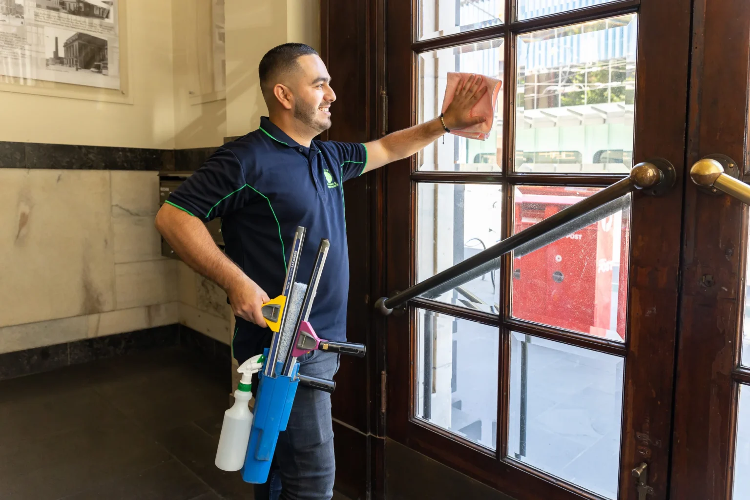 Why Commercial Office Cleaning Promotes More Efficient Workplace Environment commercial office cleaning