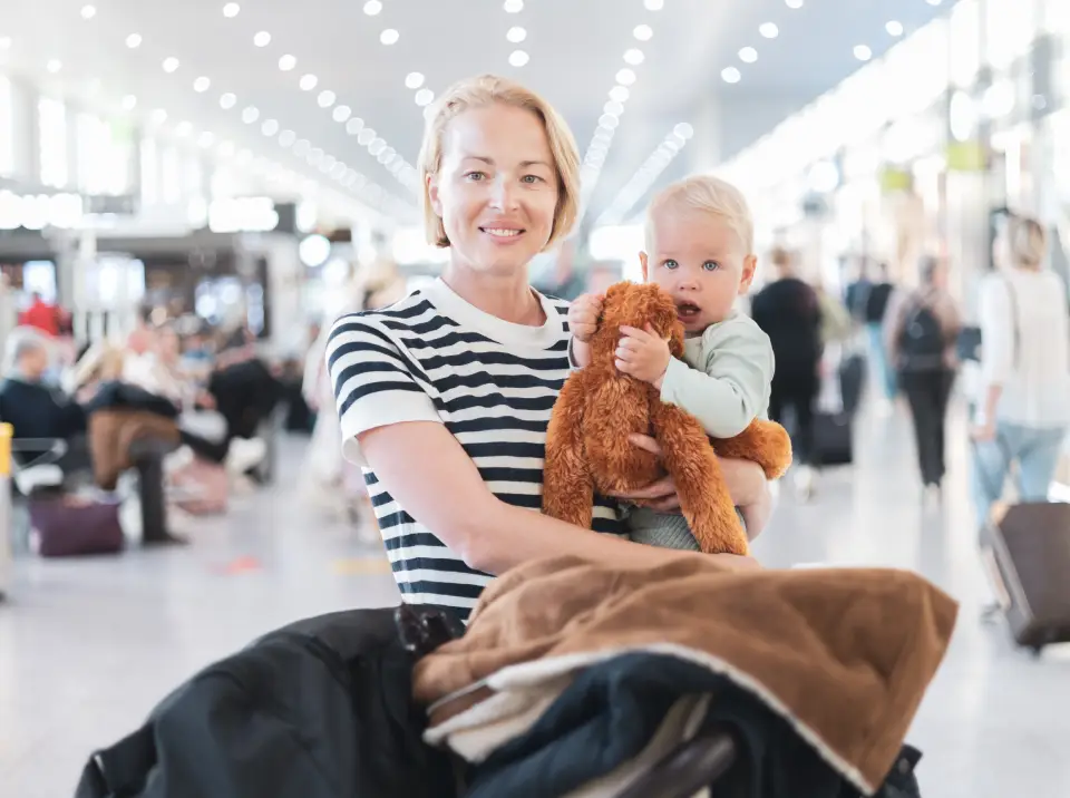 Planning Private Transportation From Orlando International Airport disney world airport transportation with car seat